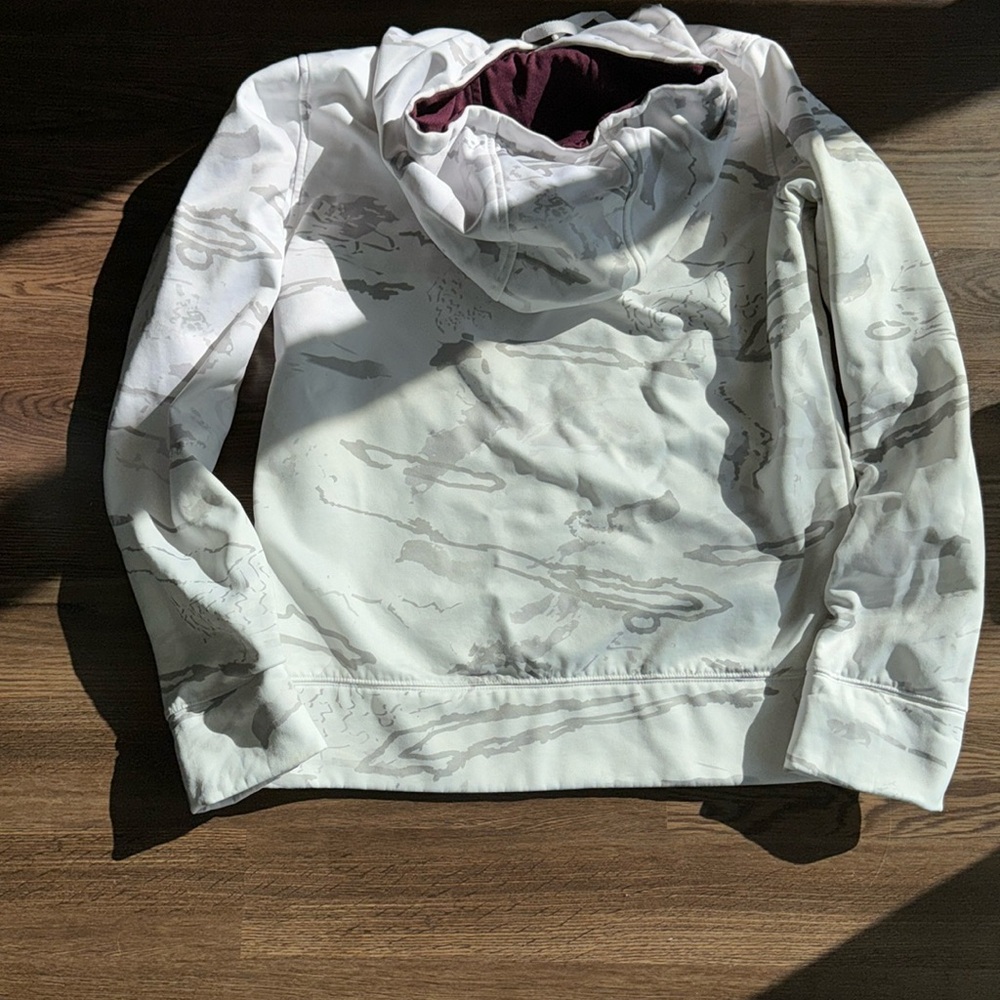Under Armour white camo hoodie - Picture 5 of 7